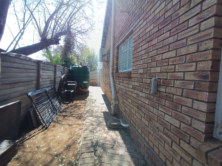 3 Bedroom Property for Sale in Pellissier Free State